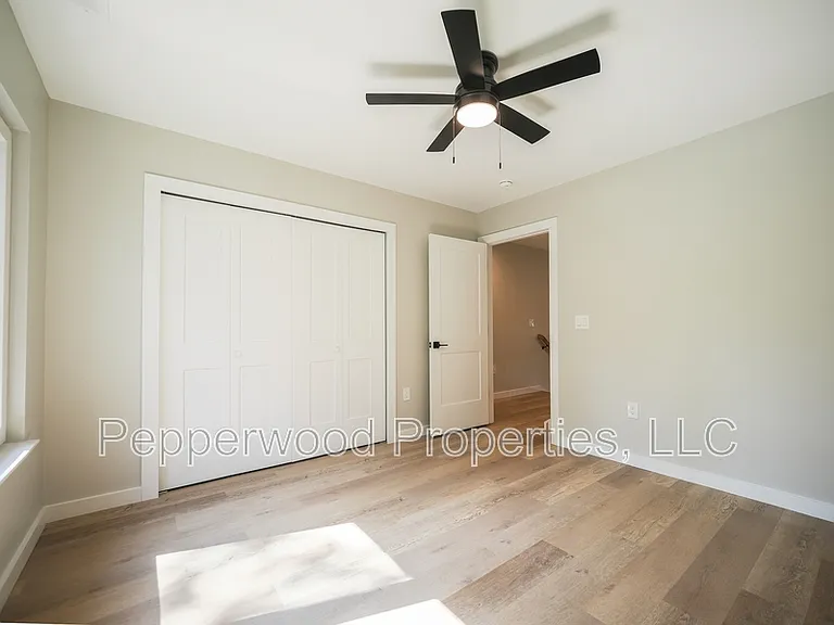 933 Ansel St — Photo 13