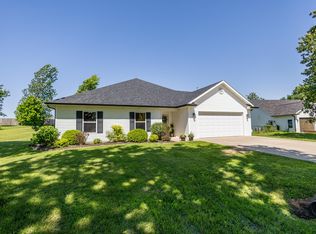 945 S D C Ln, Harrisburg, MO 65256