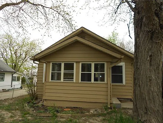 230 W Gimber St photo 1