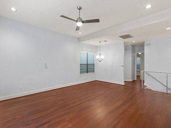 4th image of 1815 Radcliffe St