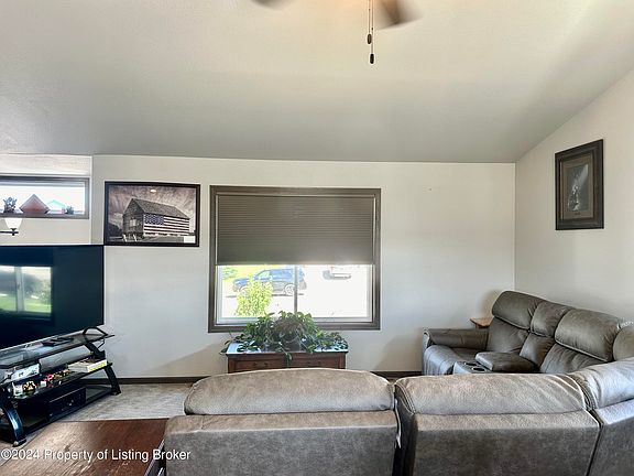 4th image of 1189 25th St W #W