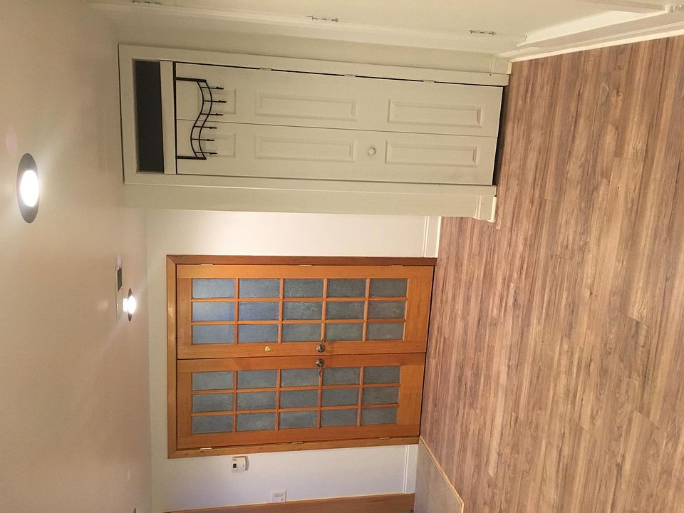 1st image of 455 E Girard Ave