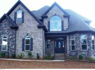 31 Olde Flds, Pfafftown, NC 27040