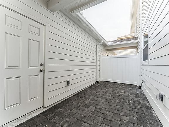 Private Courtyard