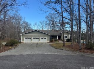 796 Tanglewood Dr, Bracey, VA 23919