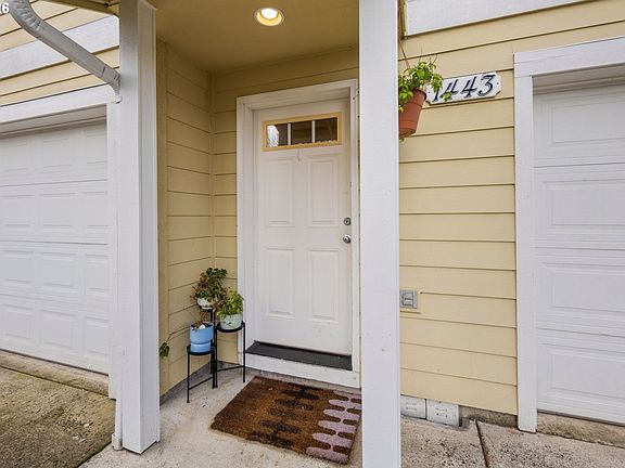 5th image of 1443 SE 8th Ave