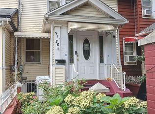 9155 96th St, Woodhaven, NY 11421