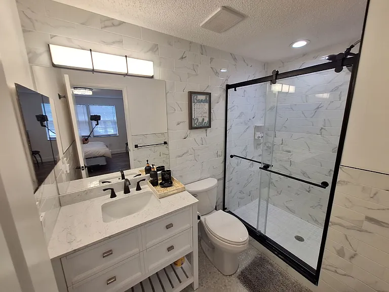 4022 Beaver Ln #1000G — Photo 13