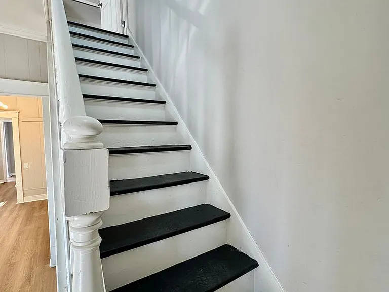 117 Browning Ave — Photo 17