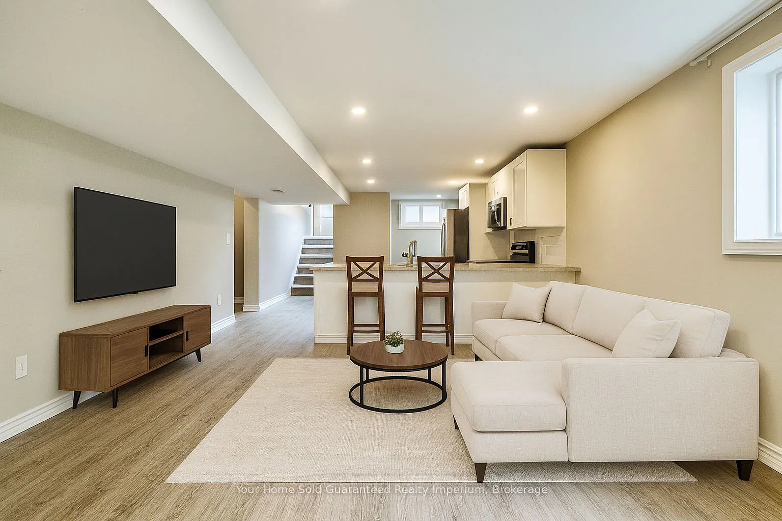 3 bed, $1,850 — Photo 2