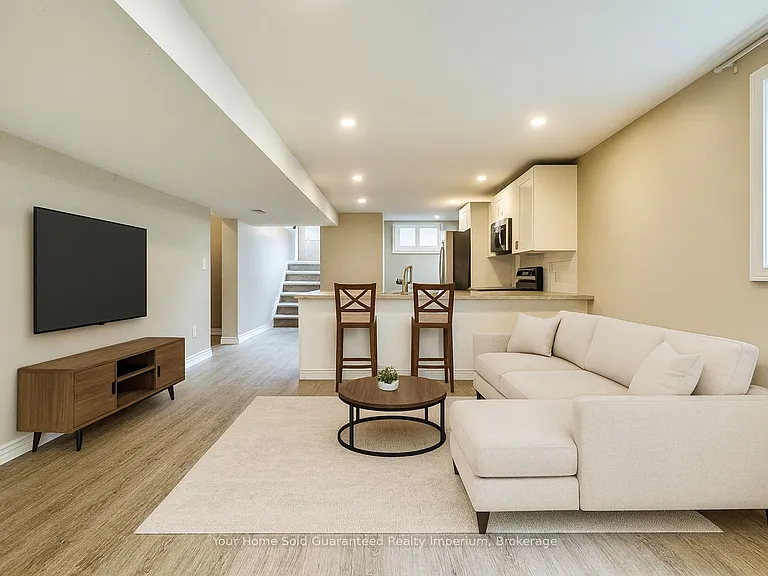 115 Marigold St #LOWER — Photo 2