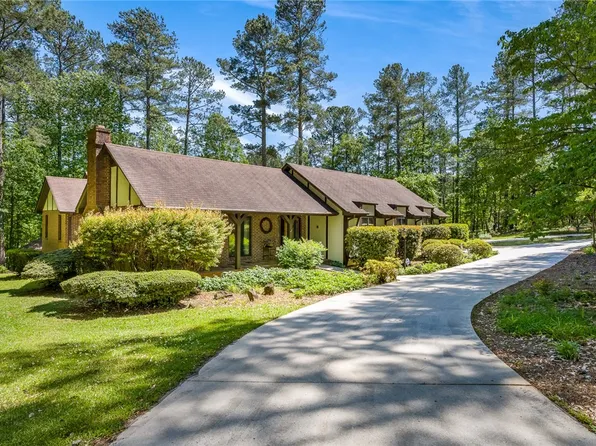 1054 Marett Rd, Pendleton, SC 29670