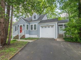 415 N Beverwyck Rd, Parsippany, NJ 07054