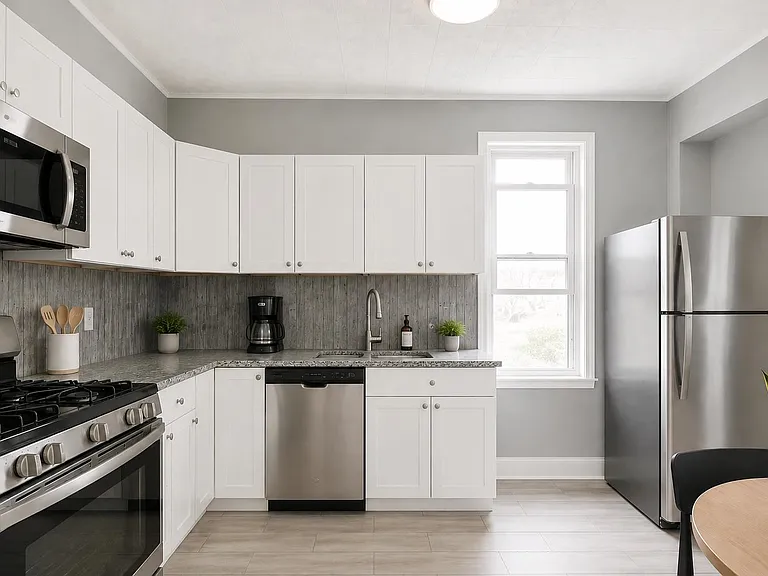 148 Carlton Ave #2R — Photo 5