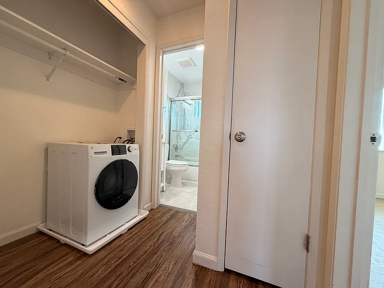 1156 Santa Clara St #2 — Photo 3