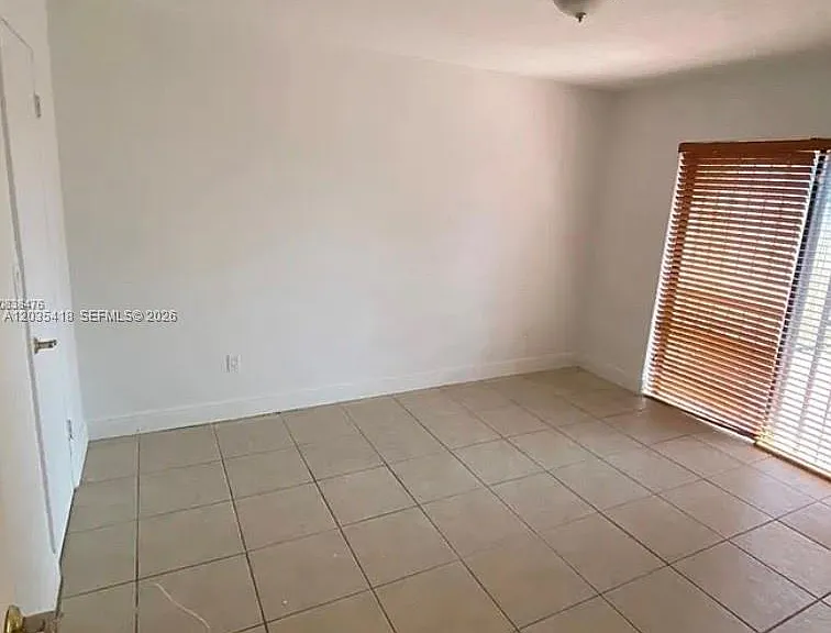4933 SW 135th Pl #4933 — Photo 2