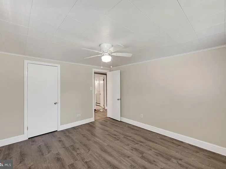 135 Keswick Ave — Photo 7
