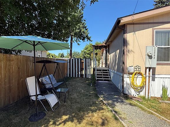 2nd image of 10426 11th Avenue Ct S