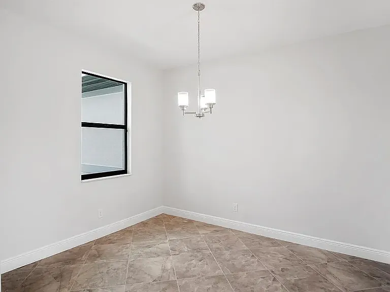 4 bed, 1800 sqft, $2,200 — Photo 4