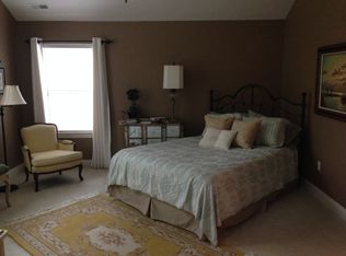 1017 Bridge Crest Dr SE, Ada, MI 49301