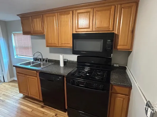 922 Kentucky St APT 7, Lawrence, KS 66044