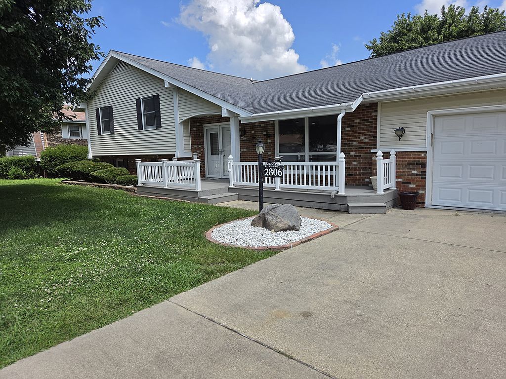 2806 S 4th St - Property Image