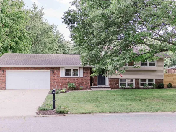 505 Wingate Dr, Sherman, IL 62684
