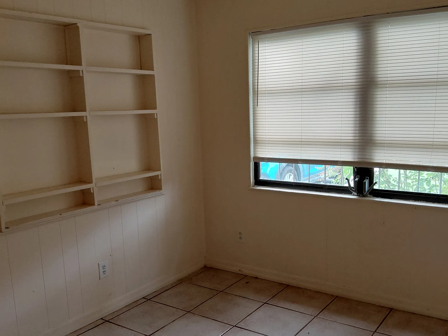 Hills Ct, Fort Pierce — Photo 3