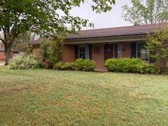 2nd image of 2250 Greenbriar Dr