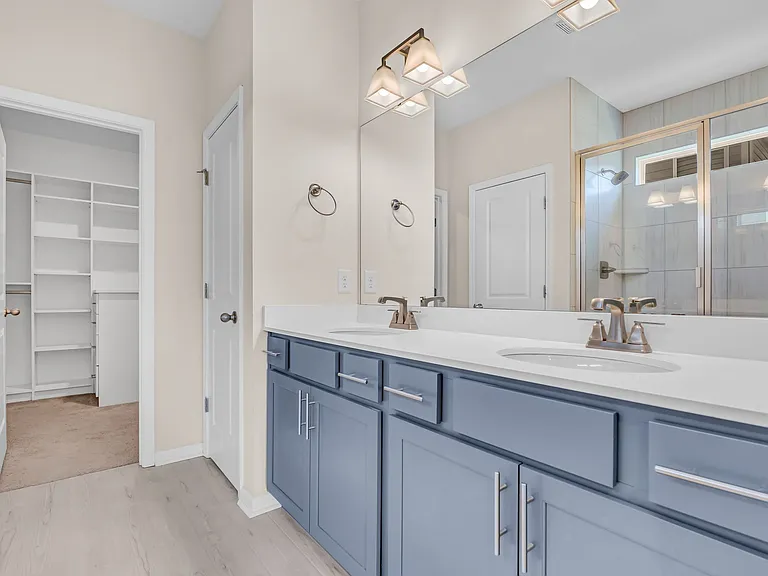 633 Castle Rd — Photo 19