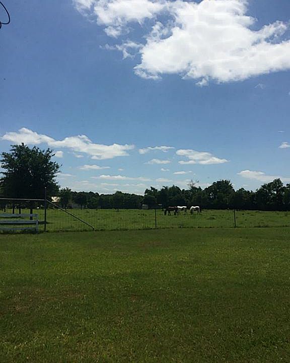 2nd image of 24330 Stuebner Airline Rd