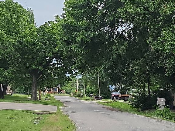 5th image of 228 N Ransom Rd