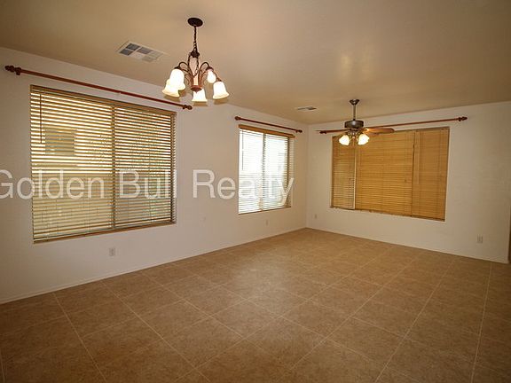 3rd image of 3093 S Lois Ln