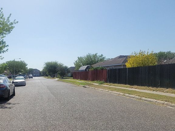 5th image of 1812 Yary Dr