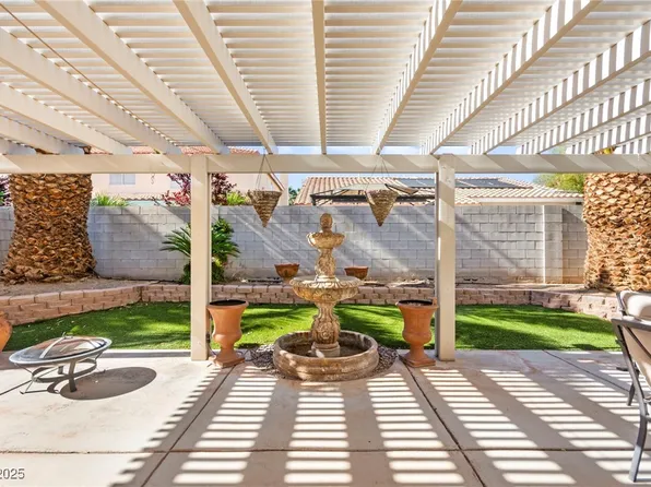 9522 Arrowhead Falls Ct, Las Vegas, NV 89148