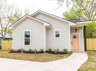 203 Peach St #A, Bryan, TX 77803