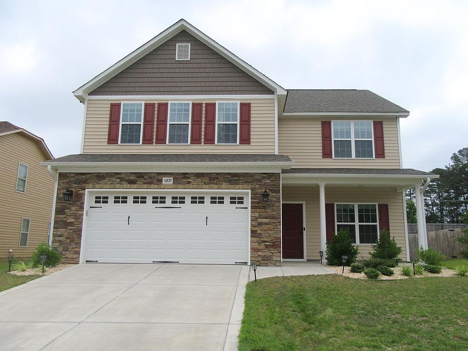 3209 Point Crossing Place