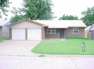 209 E Bass Ave, Yukon, OK 73099