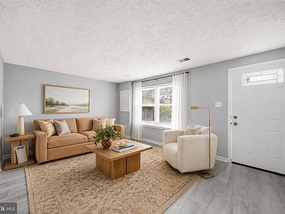 4th image of 5749 Charstone Ct