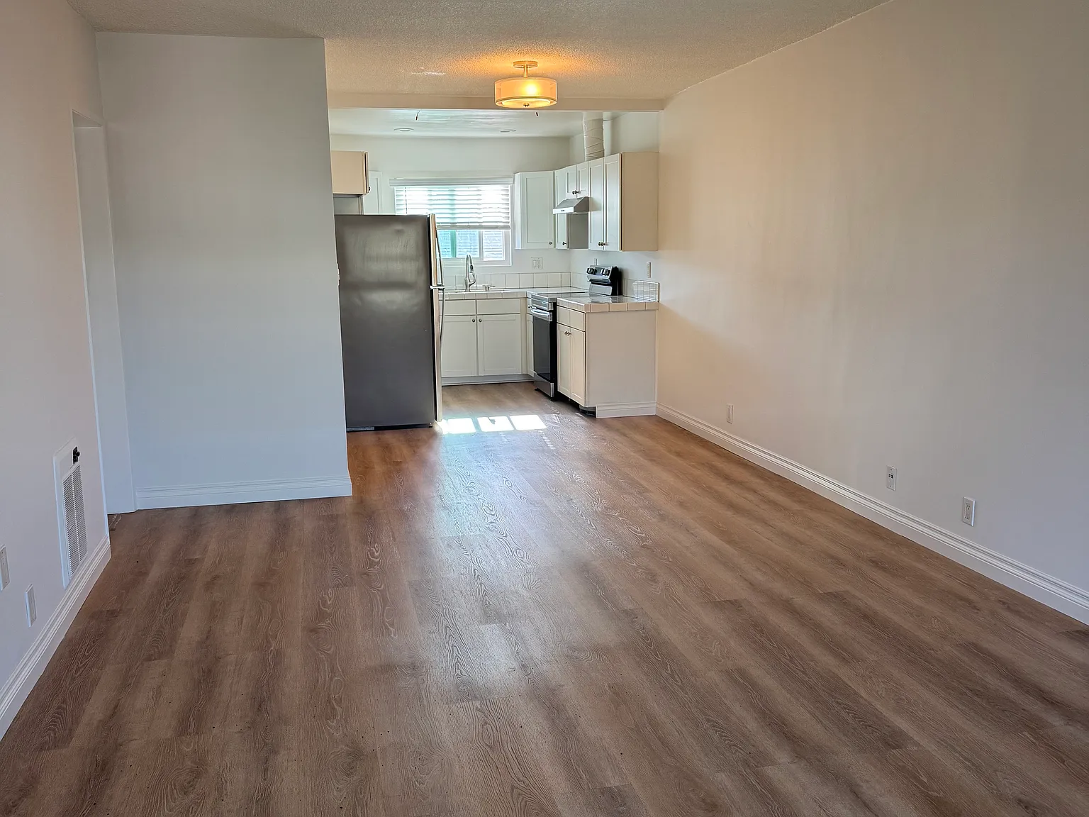 1 bed, 600 sqft, $1,850 — Photo 4