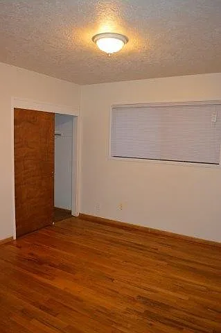 1718 Linton Ave — Photo 34