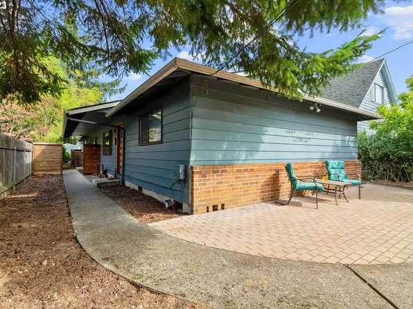 6809 SE Woodstock Blvd, Portland, OR 97206