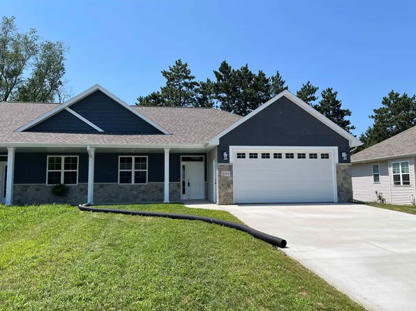 2103 Abbey Rd, New London, WI 54961