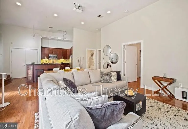 2357 Champlain St NW #102 — Photo 14