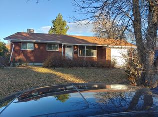 426 S Worchester Way, Aurora, CO 80012