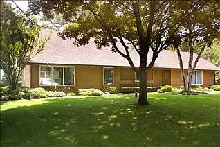 4313 Kennedy Ct S photo 1