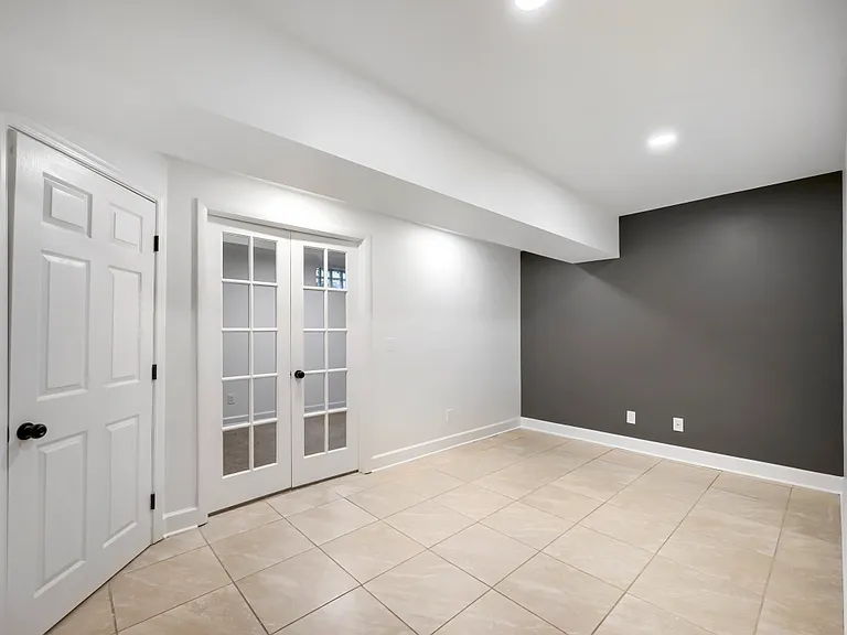 8573 Black Star Cir — Photo 20