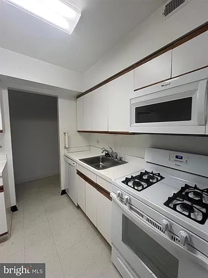6079 Majors Ln — Photo 13