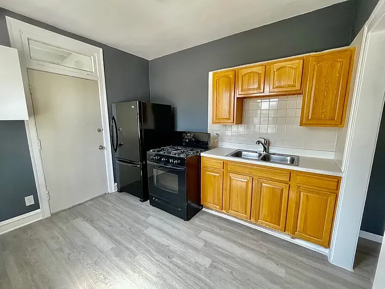 7934 S Kingston Ave #1 — Photo 6