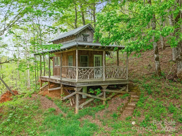 8101 Highway 261, Bakersville, NC 28705